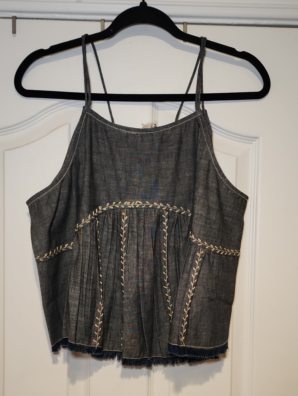 New NATURAL LIFE Erin Embroidered Cotton Tank, NWT, Sz. Large